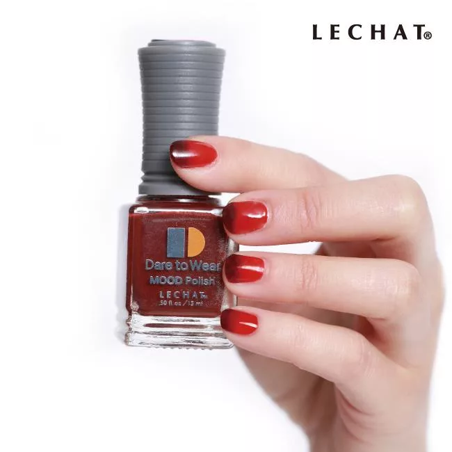 LECHAT溫感變色指甲油15ml 共24色【佳瑪】#44 血腥瑪麗