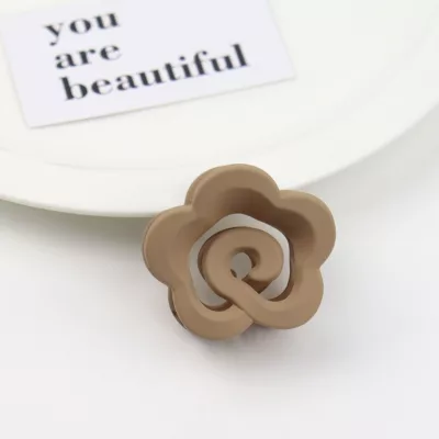 LOVE RECIPE 霧面茶花奶茶系抓夾 整髮【佳瑪】抓夾 半頭 氣質 秋冬 茶花 霧面咖色